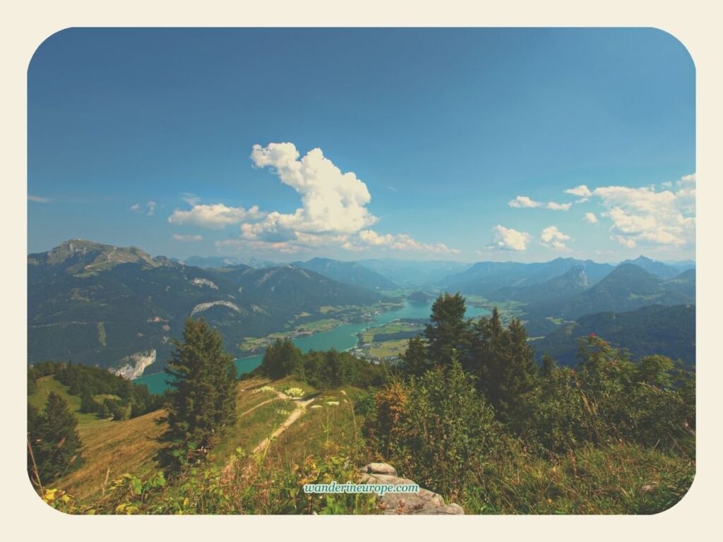 7 Attractions to See and Experience When Visiting St. Gilgen 4 Top view of Wolfgangsee (Lake Wolfgang) in Salzkammergut, Salzburg, Austria