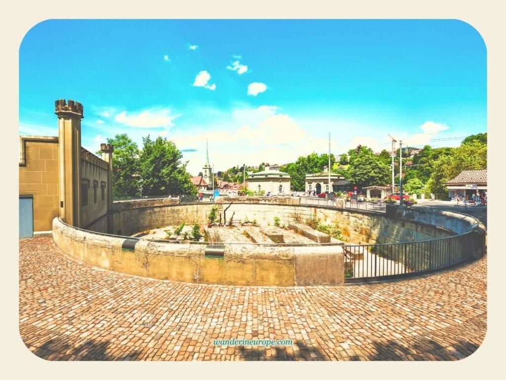 One Day In Bern Itinerary (Visit Landmarks & Scenic Spots) 57 Bear Pit in Bern, Switzerland