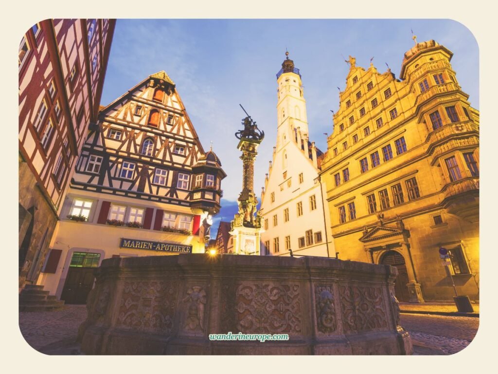 Georgsbrunnen, Marktplatz, Rothenburg ob der Tauber, Germany