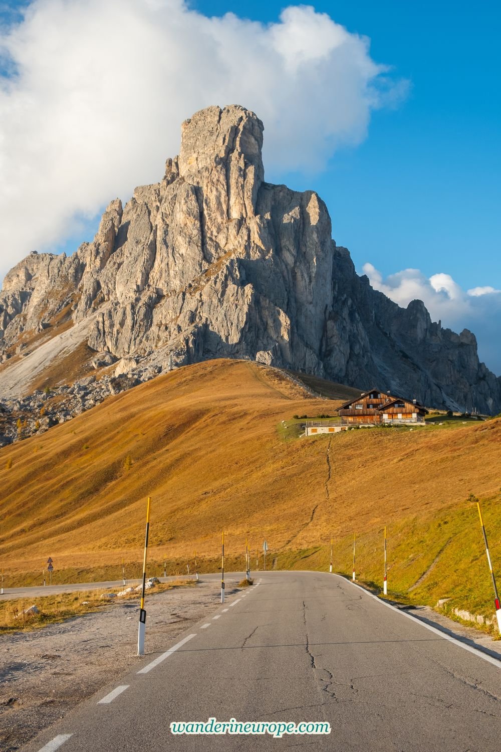 A Guide to 10 Beautiful Places Near Cortina d’Ampezzo 17 A Guide to 10 Beautiful Places Near Cortina d’Ampezzo, Pinterest Pin
