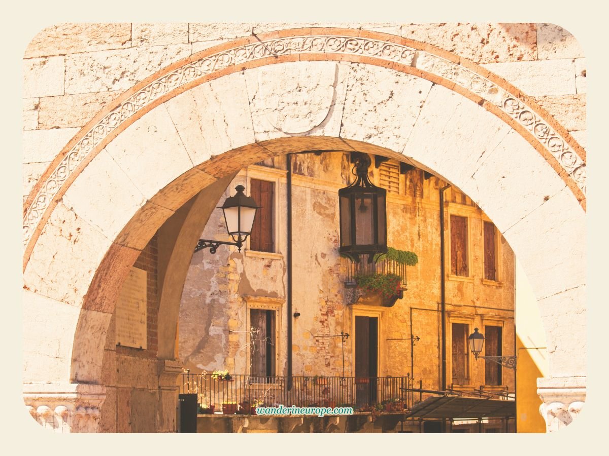 Four Great Ways to Enjoy a One-Day Visit to Verona 3 Charming gate in Verona, Italy