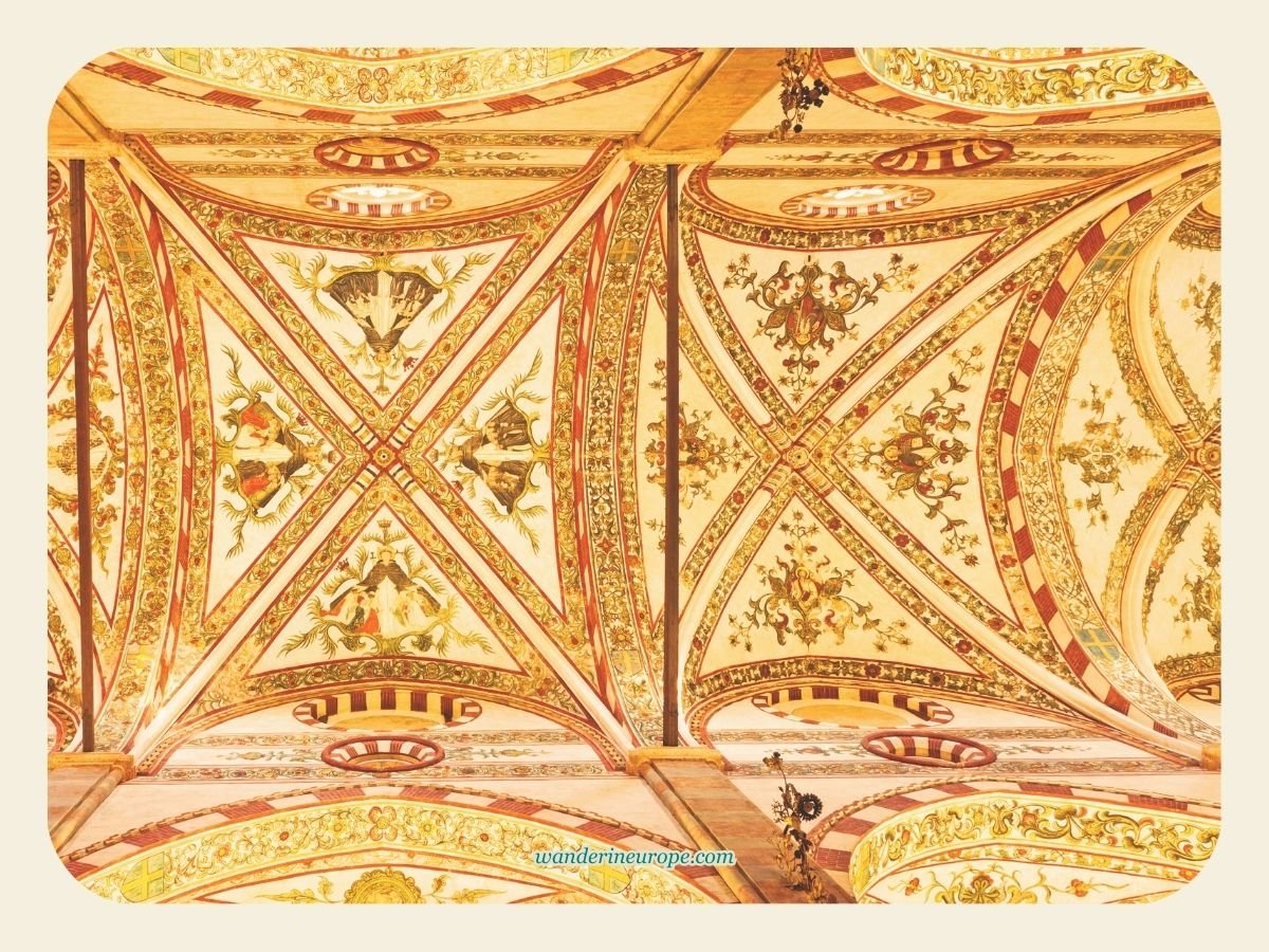 A Guide to Discovering Verona: Its Beauty, History & Romance 29 Jaw dropping vaulted ceiling of Sant’Anastasia church, one of the must-see architectural attractions in Verona, Italy