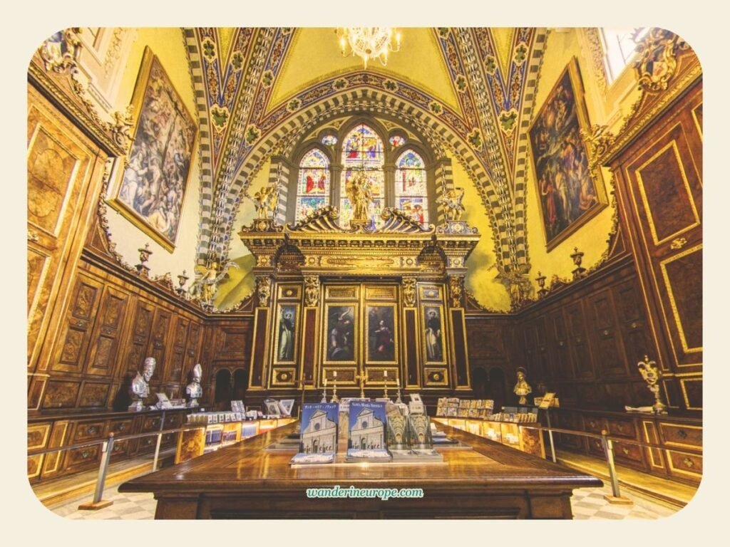 An Explorer’s Guide to the Architecture and Art of Florence 24 Spectacular interiors of Basilica of Santa Maria Novella, Florence, Italy