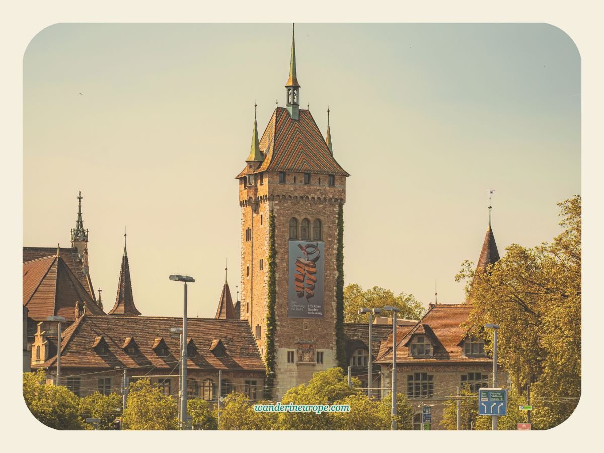 Why Zurich Deserves a Spot on Your Switzerland Itinerary 4 Downtown, Photo inspiration, Zurich, Switzerland