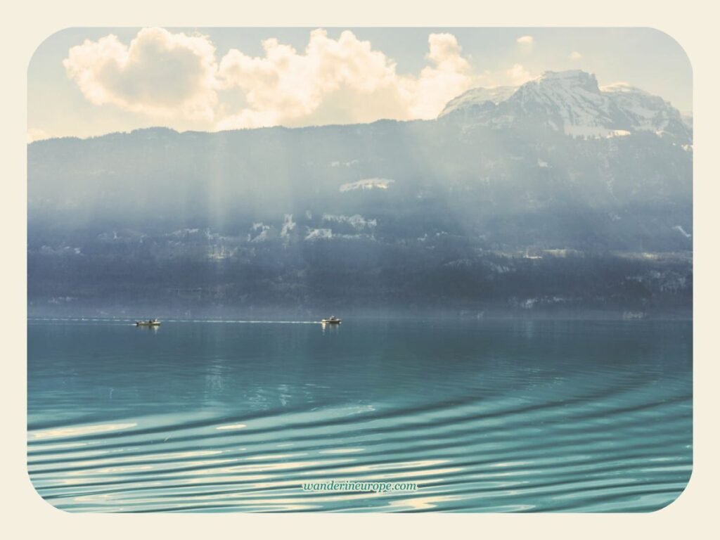 Lake Brienz, a destination of this Interlaken itinerary, Switzerland